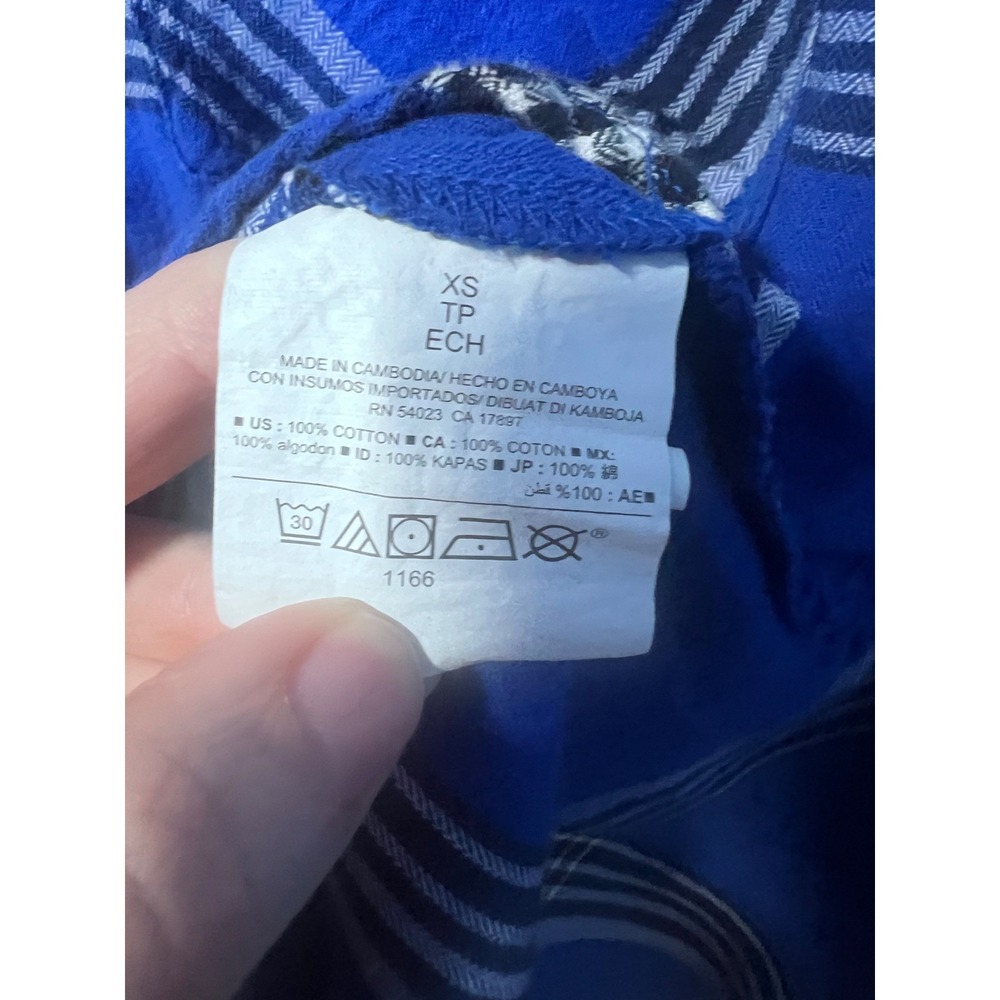 Old Navy Women's Classic Fit Plaid Long Sleeve‎ Button Up Shirt XS Royal Blue - Picture 5 of 5